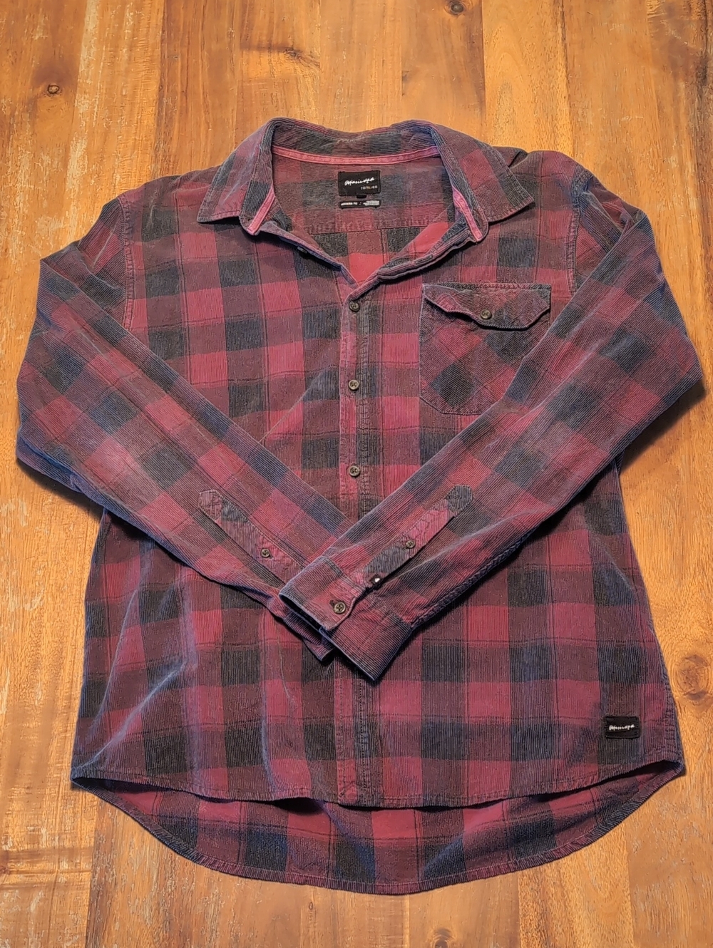 Men's Red and Black Quiksilver Plaid Button-Up Shirt